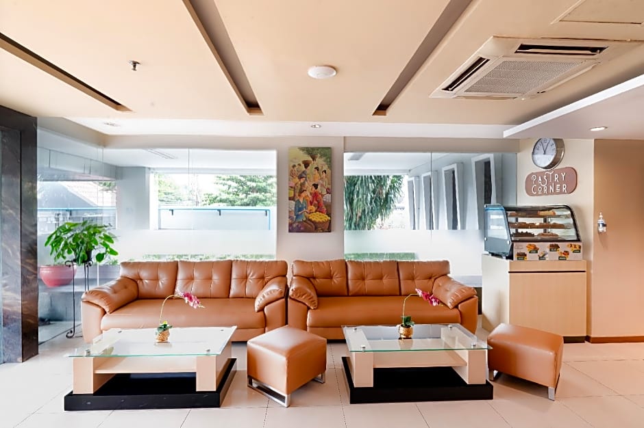 Atrium Premiere Hotel