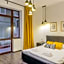 CHÂTEAU: Upscale Suites in Bucharest's Historical Center!