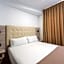 Hotel Queens - Adults Only By MC