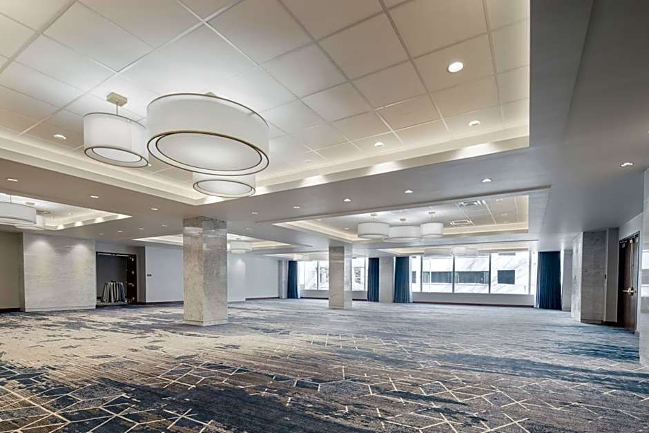 The National, Autograph Collection