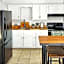 Fresh & Bright Private Suite