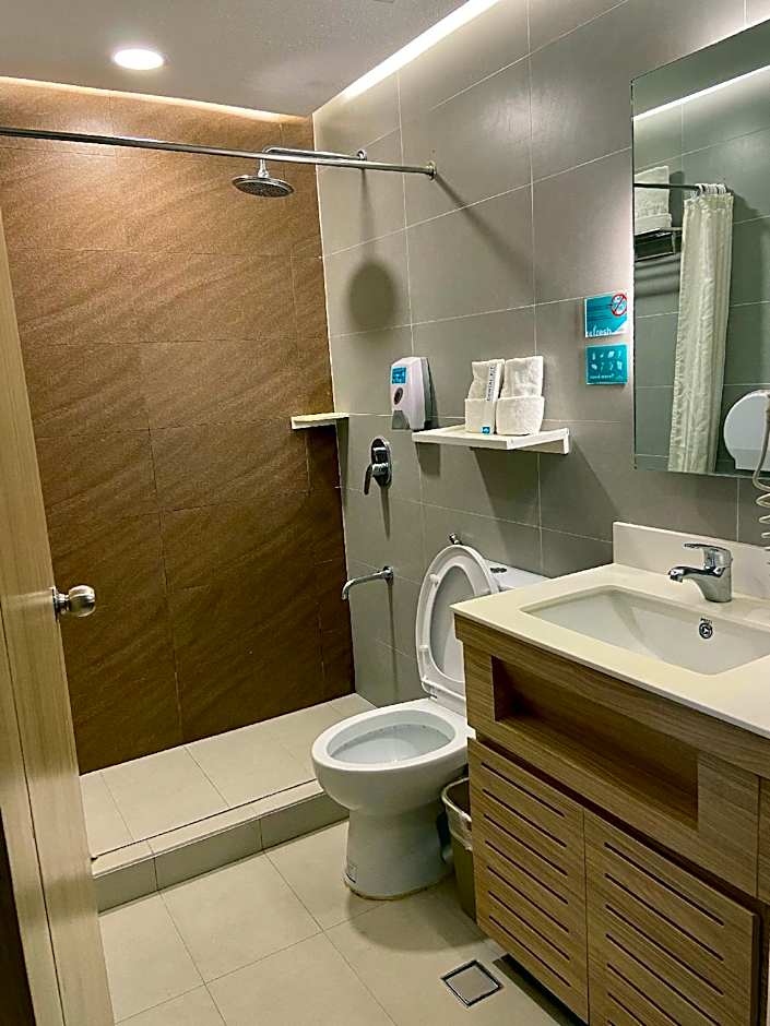 Microtel by Wyndham Tarlac