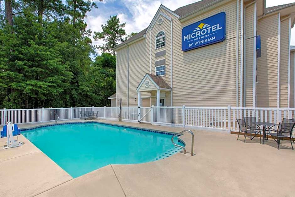 Microtel Inn & Suites by Wyndham Augusta Riverwatch