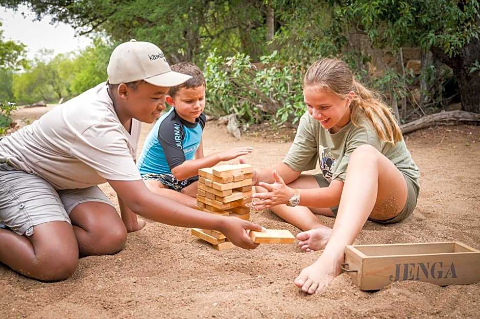 Kambaku Safari Lodge
