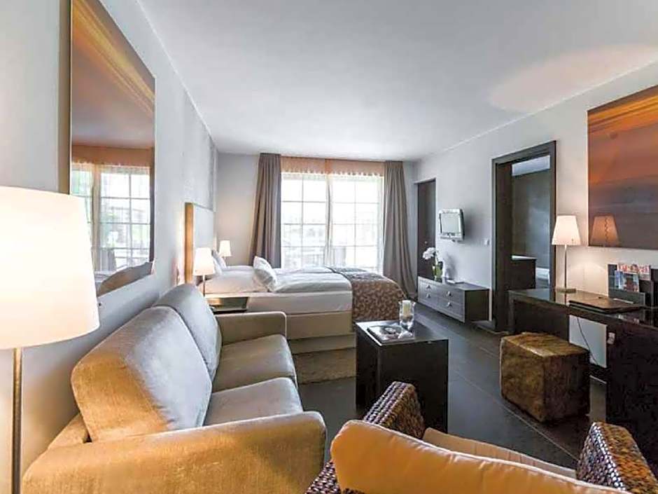 Photo 1 of 7 of Junior Suite