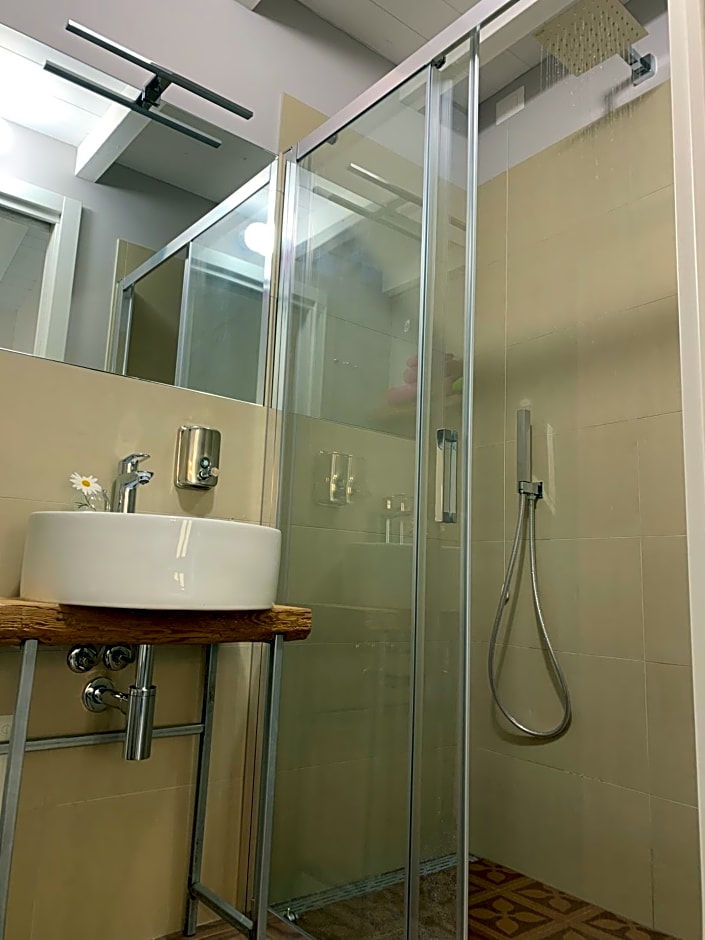 Q-riosity boutique rooms