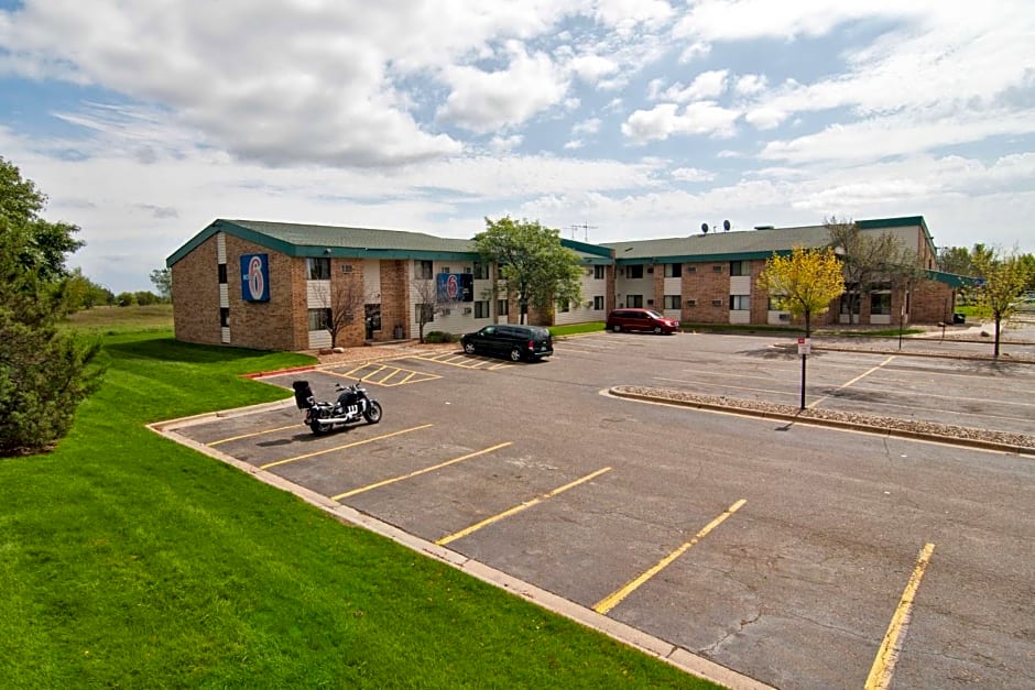 Motel 6-Lakeville, MN - South - Lakeville