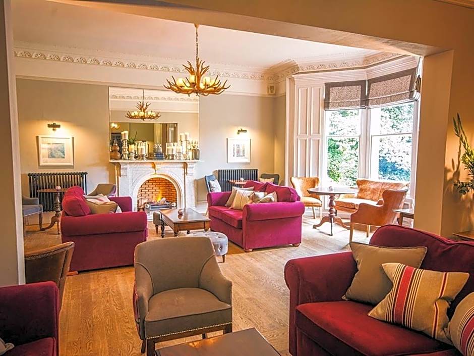 Eslington Manor