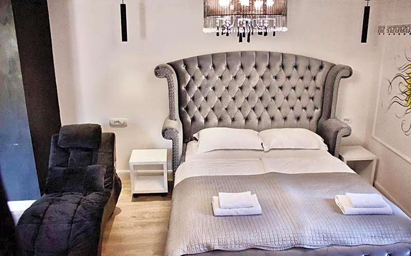 Galeria Valeria Seaside Downtown - MAG Quaint & Elegant Boutique Hotels