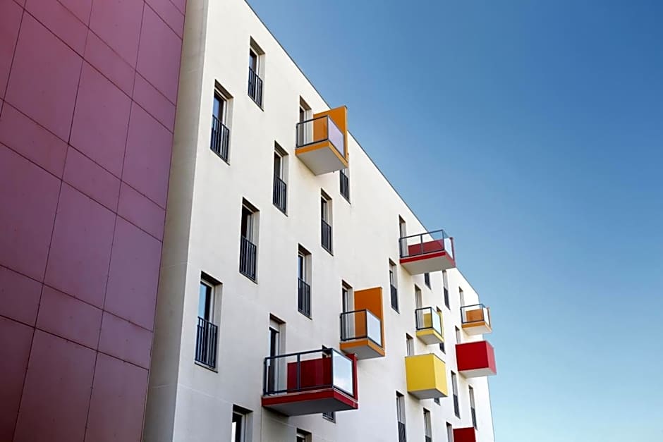 Appart'hÃ´tel Odalys City - Bioparc Lyon Est