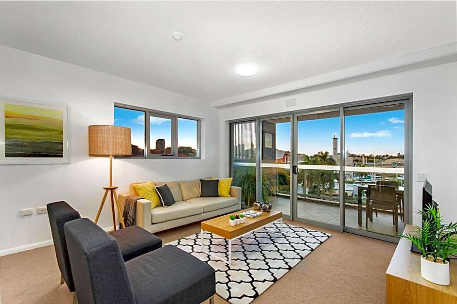 Allure Hotel & Apartments