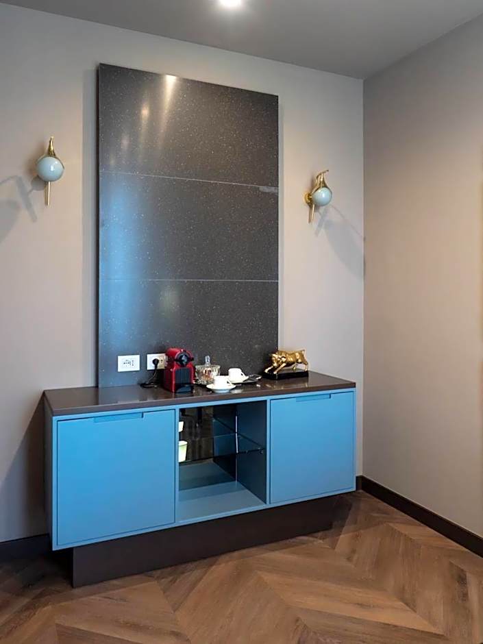 The Glam Boutique Hotel & Apt