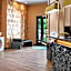 Burton House, Beverly Hills, A Tribute Portfolio Hotel