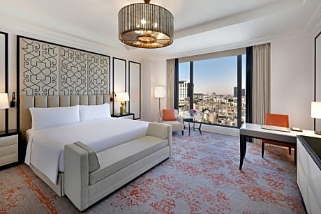 Grand Deluxe, Guest room, 1 King, City view