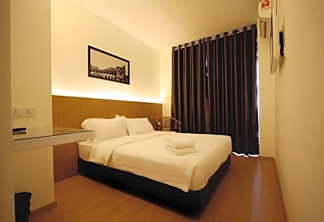 Double Standard Superior