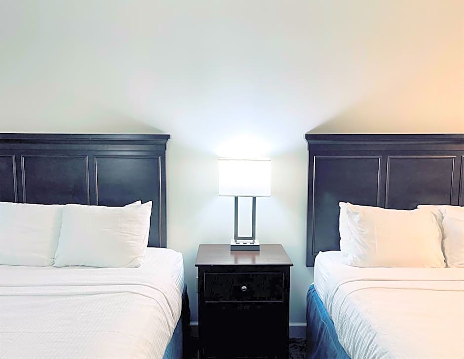 University Park Inn & Suites