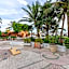 TRUMP INTL 2 BEDROOM APARTMENT 1600 Sqf Ocean and Bay View