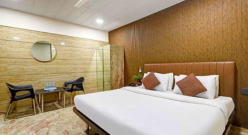 Hotel Singh Palace