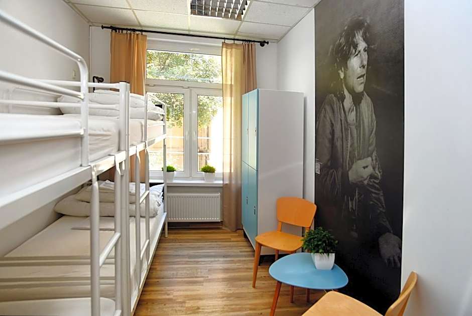 Warsaw Hostel Centrum Private Rooms & Dorms