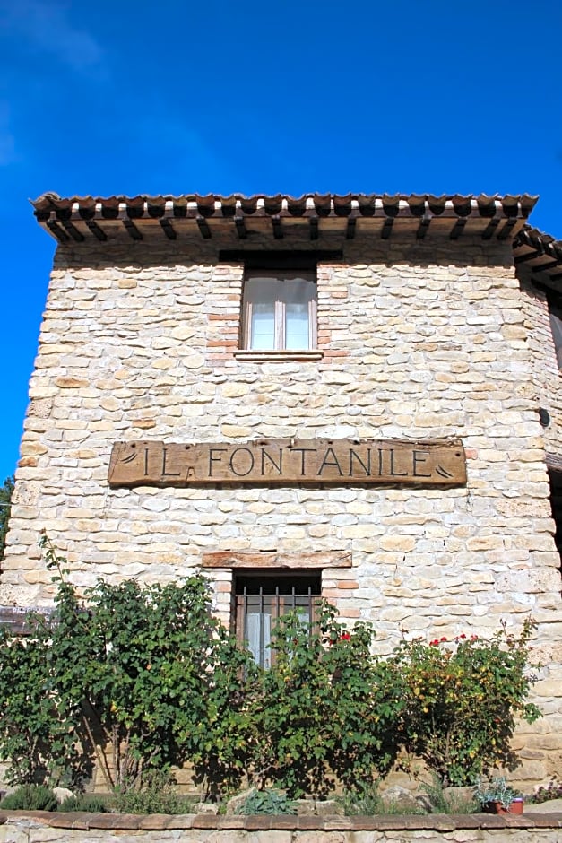 Casale Fontanile Bed and Breakfast