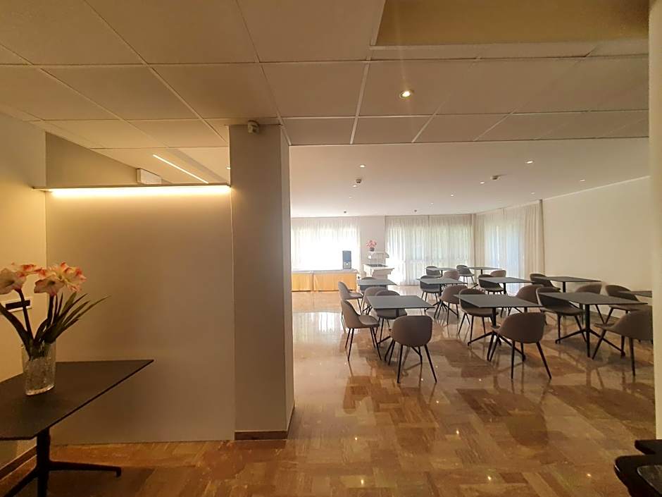 Hotel Eurovil Garni