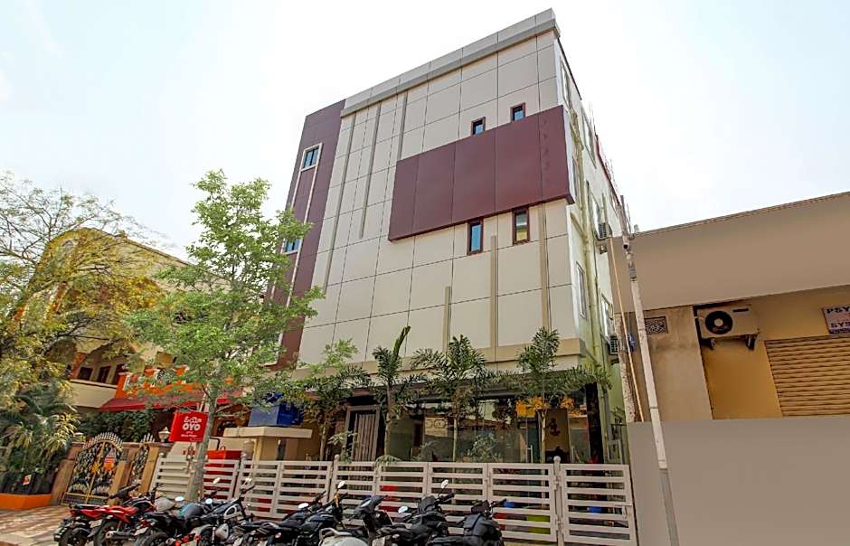 White Ridge by OYO Rooms – Hyderabad, 