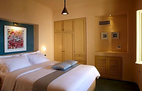 Superior Suite with Private Pool