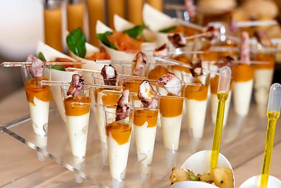 Hotel Cádiz Paseo del Mar Affiliated by Meliá