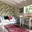 Le Chalet Waiheke Apartments