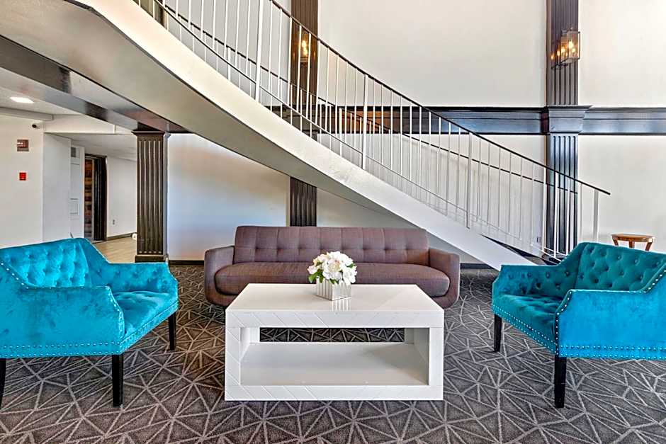 Days Inn by Wyndham Erie