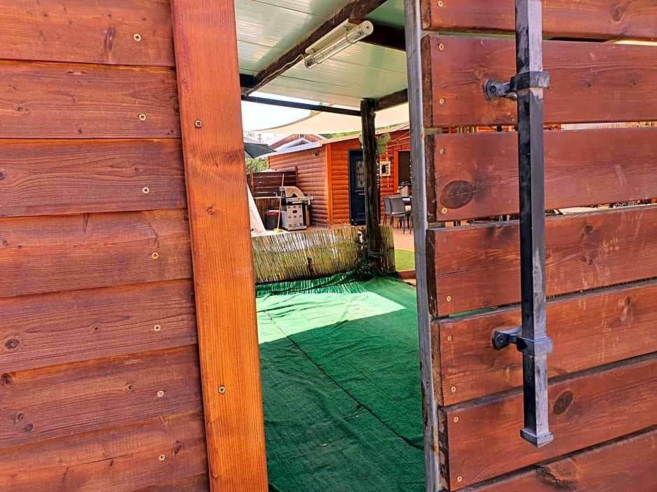 Zimmer Belev HaKikar- Dead sea