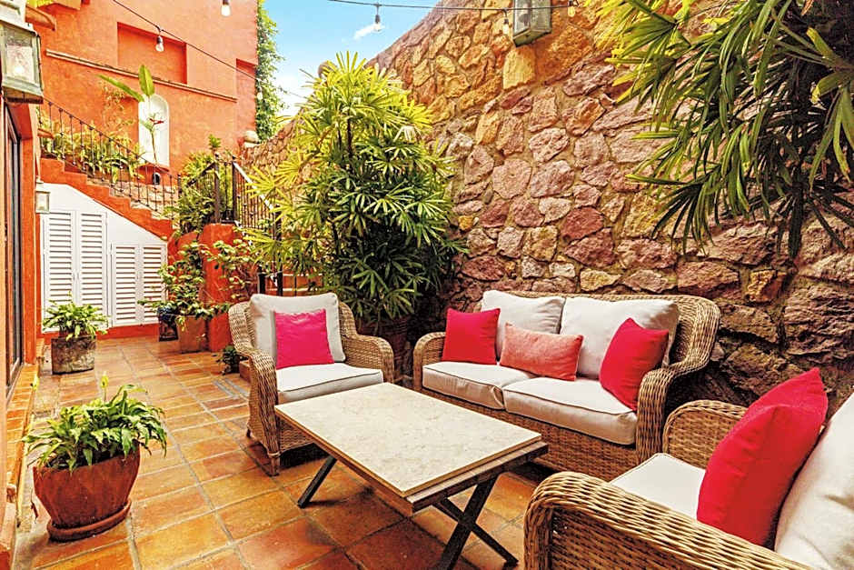 Villa Lola - Adults Only