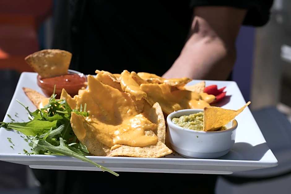 The Purple Hotel - Adults Only