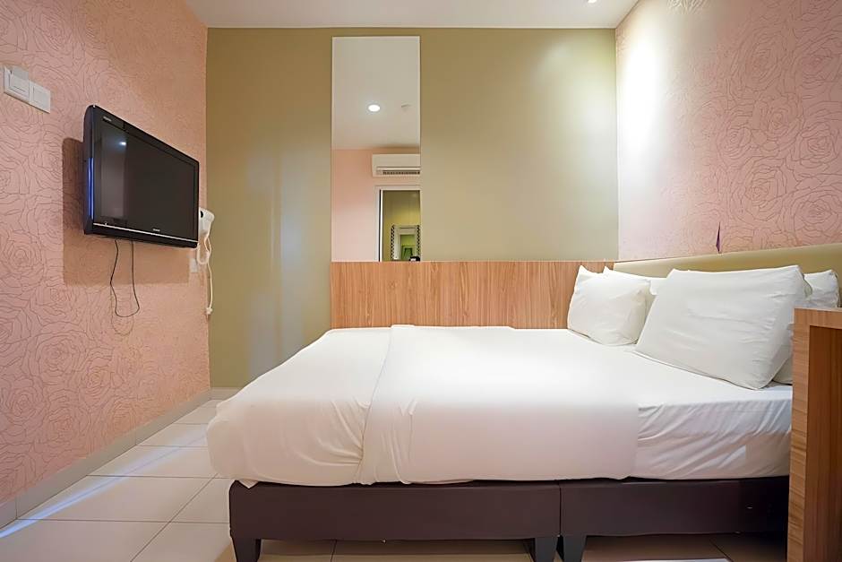 Cappuccino Hotel @ Mount Austin