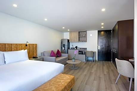 Deluxe Junior Suite