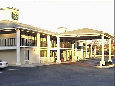 America's Best Inn & Suites - Decatur
