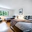 Creekside Oasis 4 Beds Pool and Hot Tub