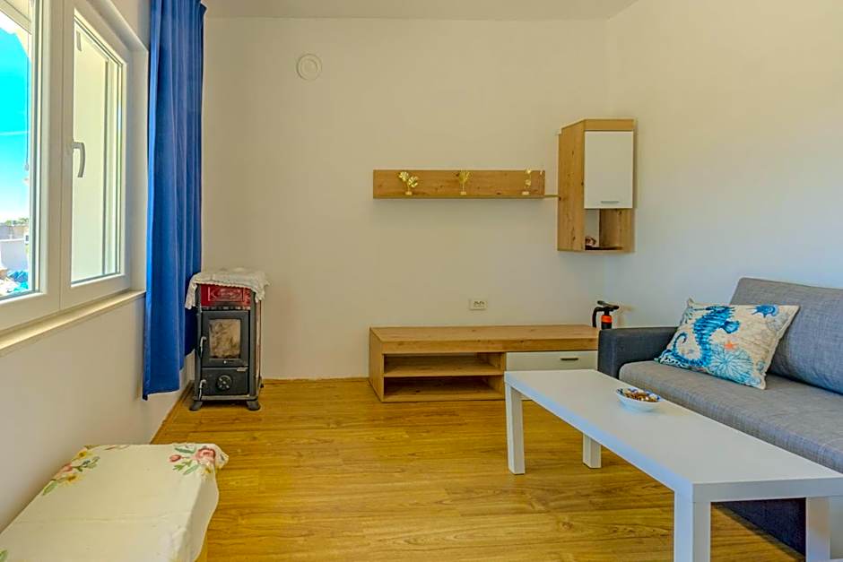 House Violet with seaview