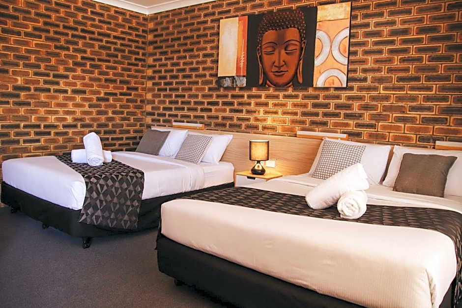 Squatters Homestead Motel