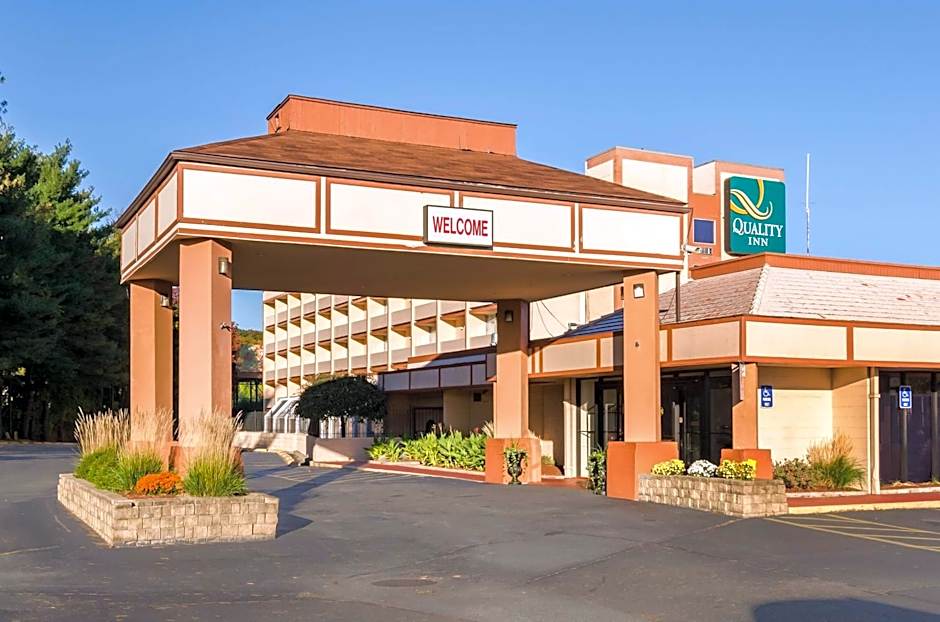 Quality Inn West Springfield