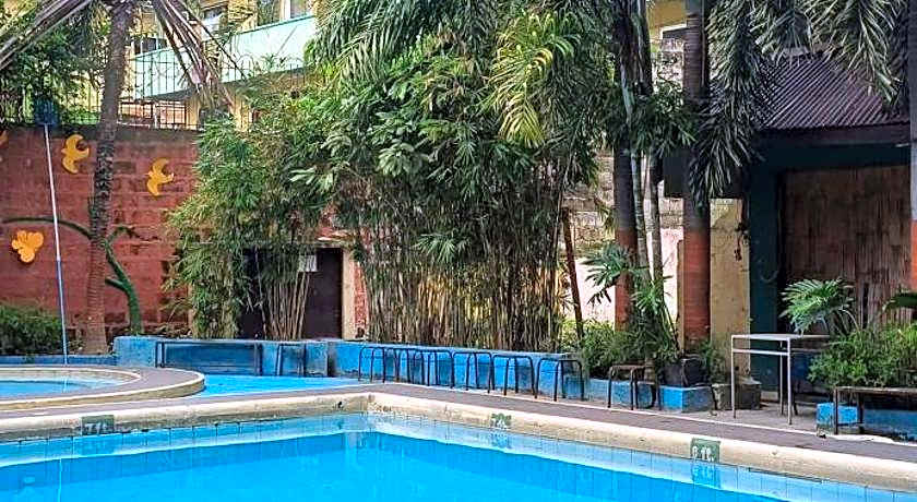 RedDoorz @ The V'Jour Hotel Angeles