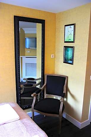 Double Room with View