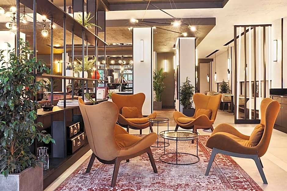 Radisson Red London Heathrow