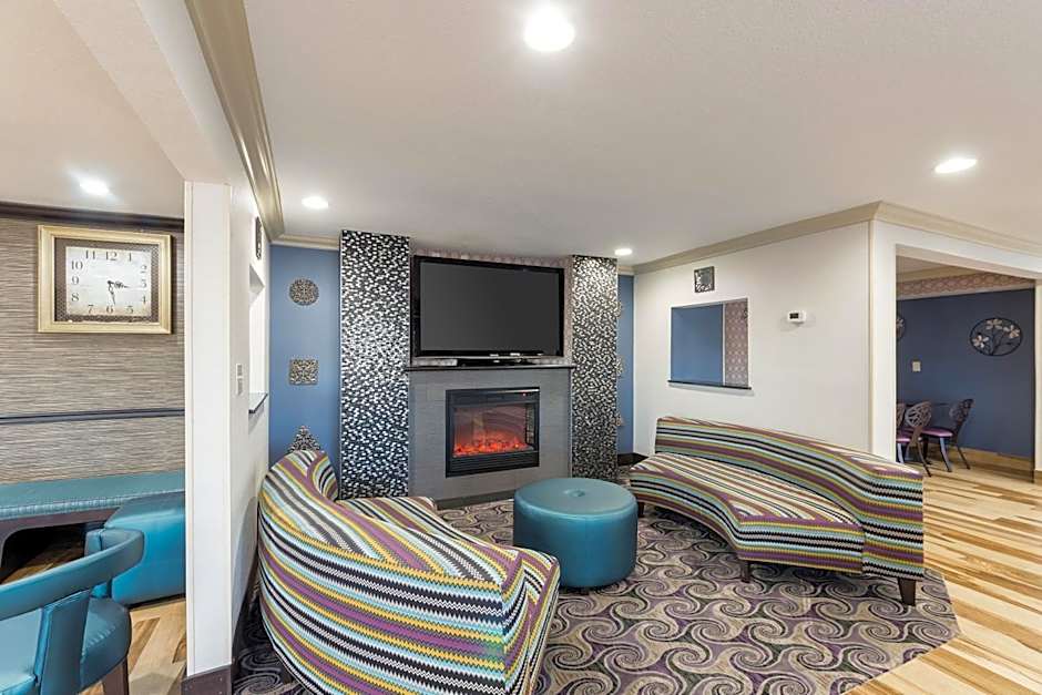 Comfort Inn Tulsa Midtown