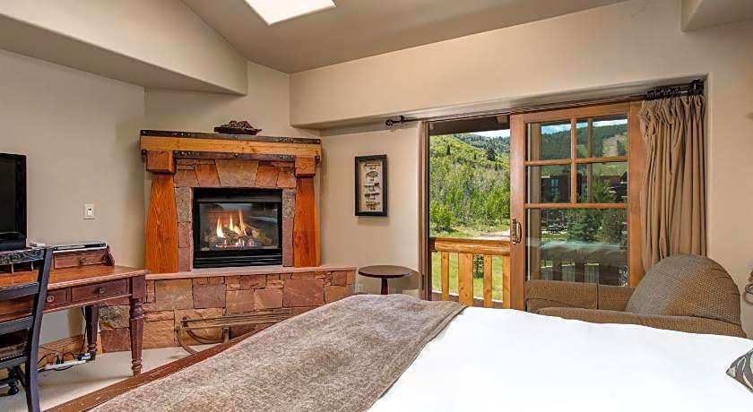 Lodges At Deer Valley