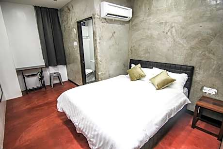 Deluxe Queen Room with Two Queen Beds
