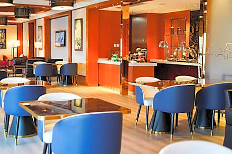 Horizon Club Twin Room