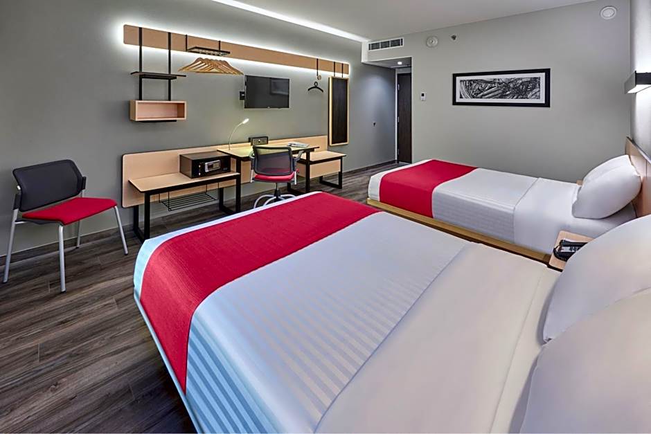 City Express Plus by Marriott Puerto Vallarta