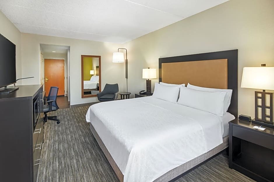 Holiday Inn Express & Suites Jacksonville South East - Medical Center Area