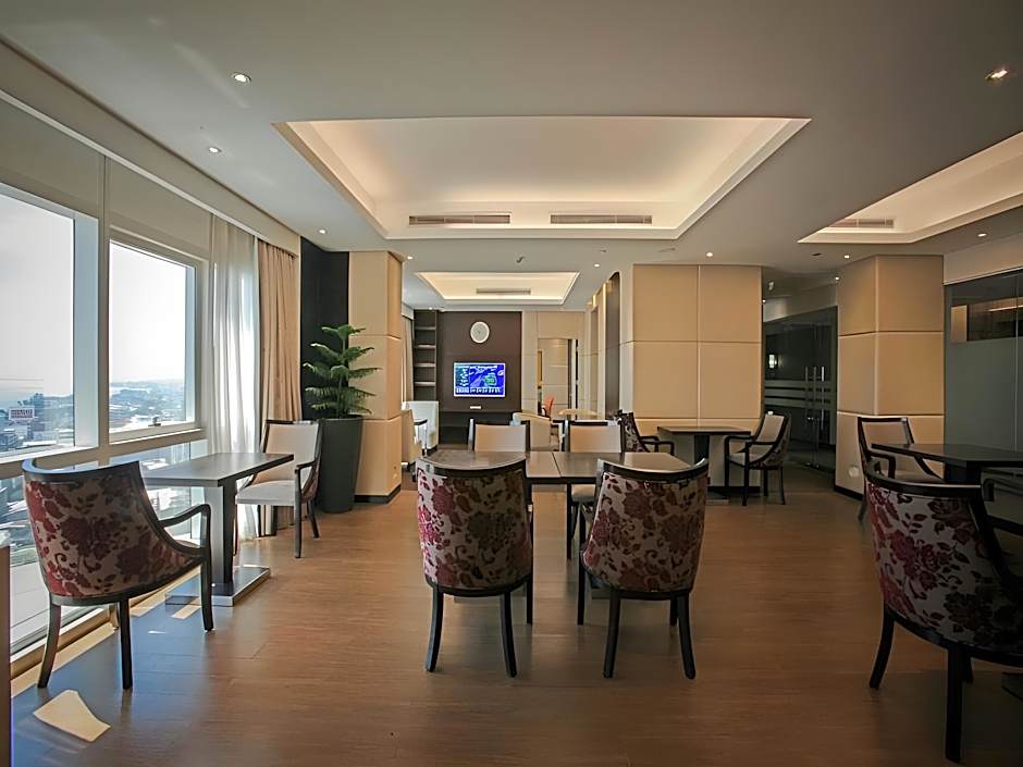 Limketkai Luxe Hotel